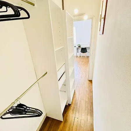 Saturne - Modern Flat Next To Station *
