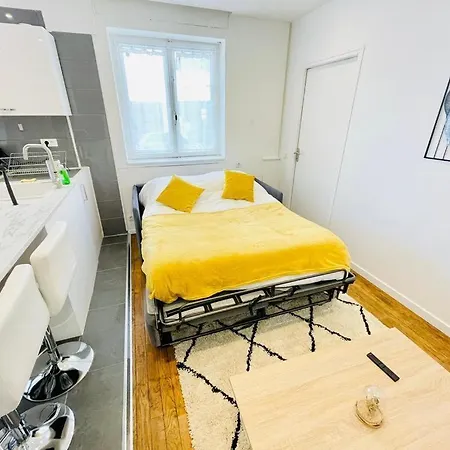 Saturne - Modern Flat Next To Station